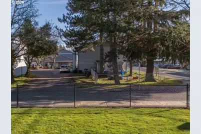 420 N 13th Ave, Cornelius, OR 97113 - Photo 32