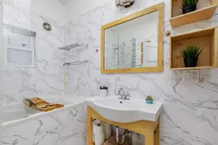 160 W Exeter St, Gladstone, OR 97027 - Photo 10