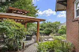 47 W 23rd Ave, Eugene, OR 97405 - Photo 20