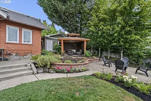 47 W 23rd Ave, Eugene, OR 97405 - Photo 10