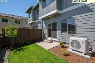 16854 SE Ardenwald Pk Ter, Happy Valley, OR 97086 - Photo 2