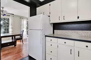 1210 E 38th Ave, Eugene, OR 97405 - Photo 6