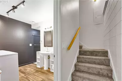 1210 E 38th Ave, Eugene, OR 97405 - Photo 22