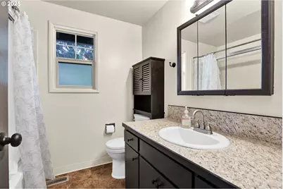 1210 E 38th Ave, Eugene, OR 97405 - Photo 12