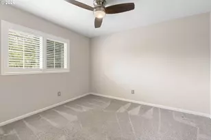 6143 NE Sherborne St, Hillsboro, OR 97124 - Photo 34