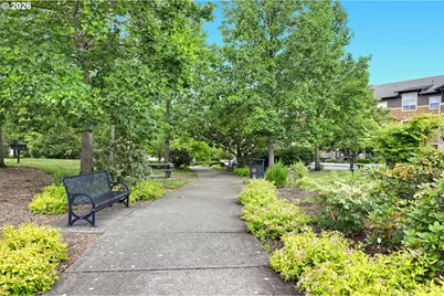 10533 NE Avery Way, Hillsboro, OR 97006 - Photo 18