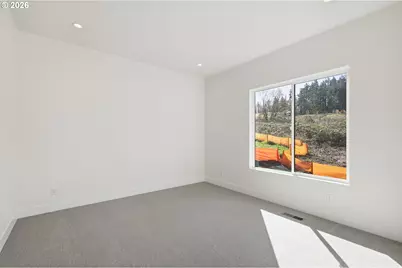 3490 Southview Dr, Eugene, OR 97405 - Photo 40