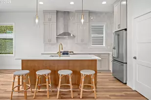 7737 SW 42nd Ave, Portland, OR 97219 - Photo 4