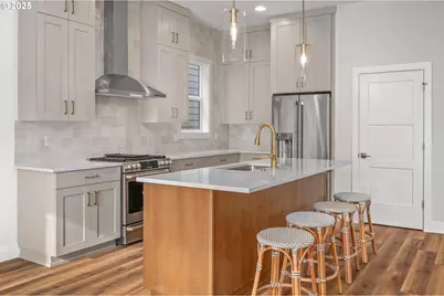 7737 SW 42nd Ave #17, Portland, OR 97219 - Photo 6