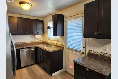 3584 Chiefs Ct, Salem, OR 97305 - Photo 4