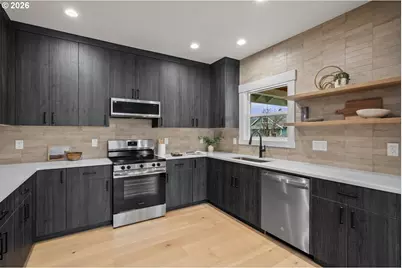 1408 NE Sumner St, Portland, OR 97211 - Photo 8