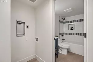 1408 NE Sumner St, Portland, OR 97211 - Photo 30