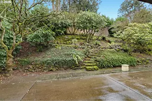 7635 S Hood Ave, Portland, OR 97219 - Photo 28