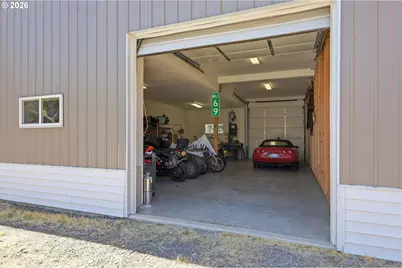 76566 Davis Rd, Oakridge, OR 97463 - Photo 38