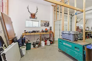 76566 Davis Rd, Oakridge, OR 97463 - Photo 40