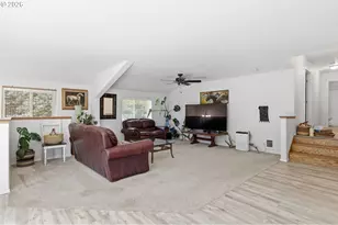 76566 Davis Rd, Oakridge, OR 97463 - Photo 10