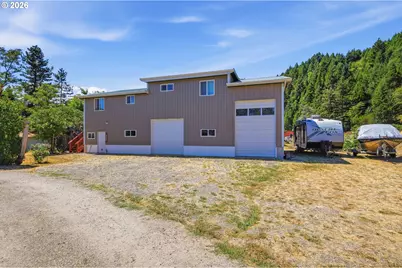 76566 Davis Rd, Oakridge, OR 97463 - Photo 1