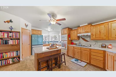 125 Myer Ave, Irrigon, OR 97844 - Photo 16