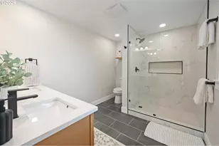 2405 W 22nd Ave, Eugene, OR 97405 - Photo 20