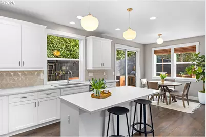 11530 SW 61st Ave, Portland, OR 97219 - Photo 20