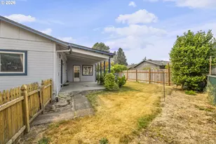 2101 Country Club Ct, Woodburn, OR 97071 - Photo 22
