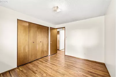 2101 Country Club Ct, Woodburn, OR 97071 - Photo 14