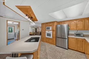 1111 Pioneer Rd, Dallas, OR 97338 - Photo 14