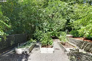 5144 SW Hewett Blvd, Portland, OR 97221 - Photo 38