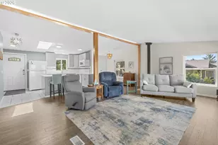 197 S Wells Dr, Lincoln City, OR 97367 - Photo 18