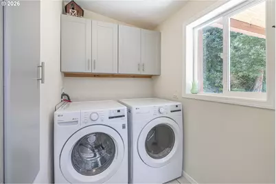 197 S Wells Dr, Lincoln City, OR 97367 - Photo 12