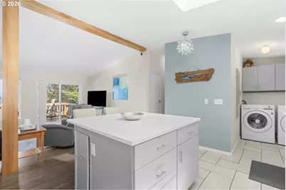 197 S Wells Dr, Lincoln City, OR 97367 - Photo 8