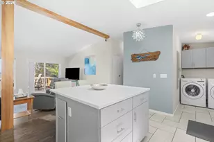 197 S Wells Dr, Lincoln City, OR 97367 - Photo 8