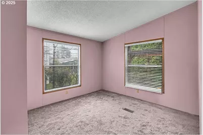 301 E Columbia Dr #66, Newberg, OR 97132 - Photo 18