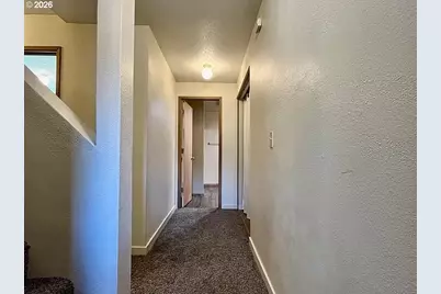 9295 SW Hill St, Portland, OR 97223 - Photo 6