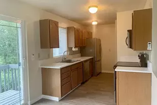 9295 SW Hill St, Portland, OR 97223 - Photo 12
