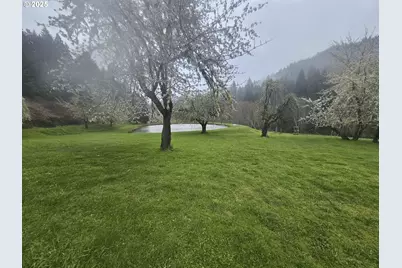 467 Slide Creek Rd, Myrtle Creek, OR 97457 - Photo 18