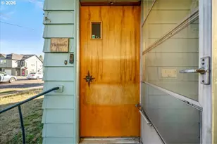 1914 Hawthorne St, Forest Grove, OR 97116 - Photo 4