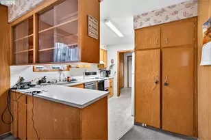1914 Hawthorne St, Forest Grove, OR 97116 - Photo 10