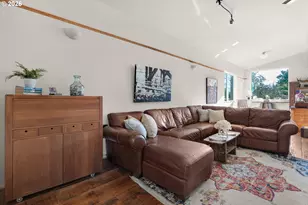 88952 Dellmoor Loop, Warrenton, OR 97146 - Photo 16