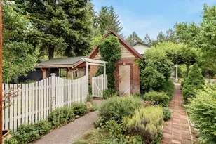 866 Hwy 141, White Salmon, WA 98672 - Photo 22