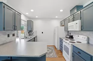 406 E Valley St, Yacolt, WA 98675 - Photo 16