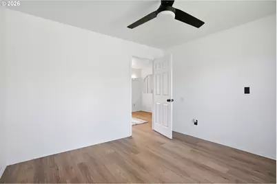 406 E Valley St, Yacolt, WA 98675 - Photo 8