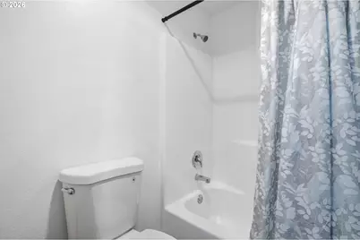 406 E Valley St, Yacolt, WA 98675 - Photo 32