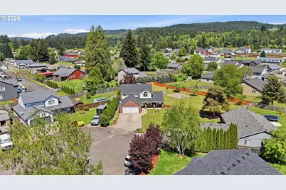 406 E Valley St, Yacolt, WA 98675 - Photo 40