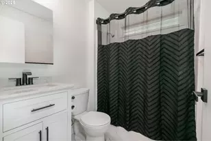 1195 Almaden St, Eugene, OR 97402 - Photo 20