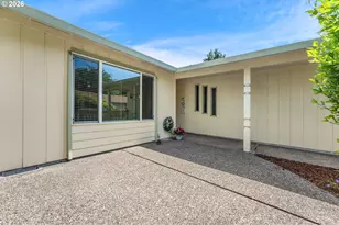 15470 SW Oaktree Ln, Tigard, OR 97224 - Photo 34