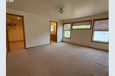 2184 13th St, Florence, OR 97439 - Photo 18