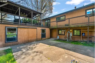 8501 SW Iroquois Dr, Tualatin, OR 97062 - Photo 40