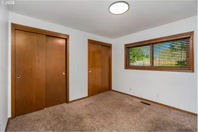 8501 SW Iroquois Dr, Tualatin, OR 97062 - Photo 20