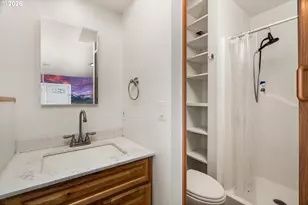 8501 SW Iroquois Dr, Tualatin, OR 97062 - Photo 32